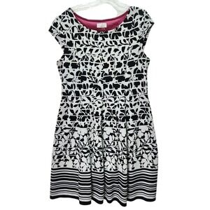 Signature by Robbie‎ Bee XL Black White Floral Print Striped Hem Fit Flare Dress